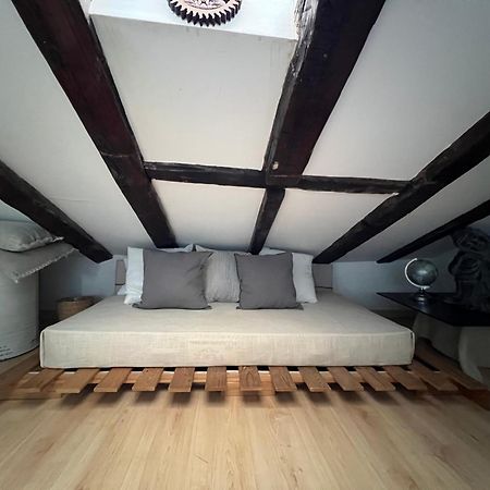 Apartment In Monumental Square Madrid Center Екстериор снимка