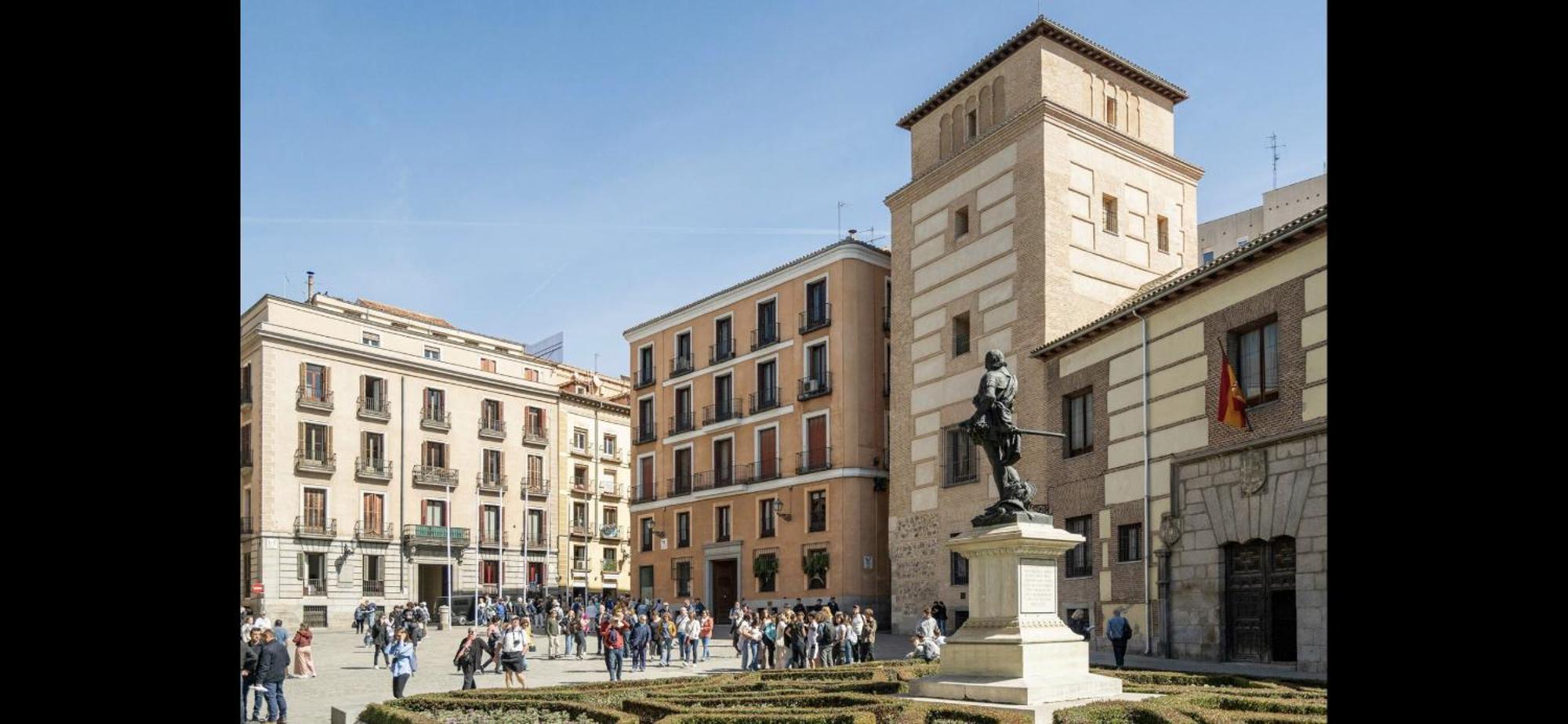 Apartment In Monumental Square Madrid Center Екстериор снимка